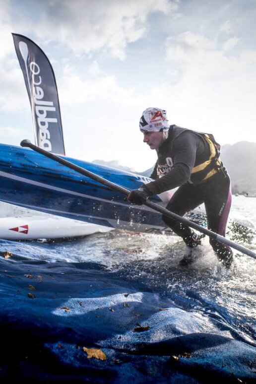 Reportage photo de la Glaglarace. Cette magnifique manifestation de paddle qui rassemble sur le Lac d'Annecy plus de 700 participants venu du monde entiers.